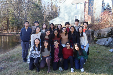 A group photo of the dynaMIT board